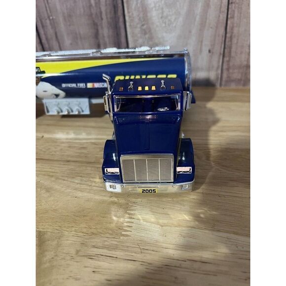 Sunoco Limited Edition Nascar Fuel Tanker - Picture 5 of 11